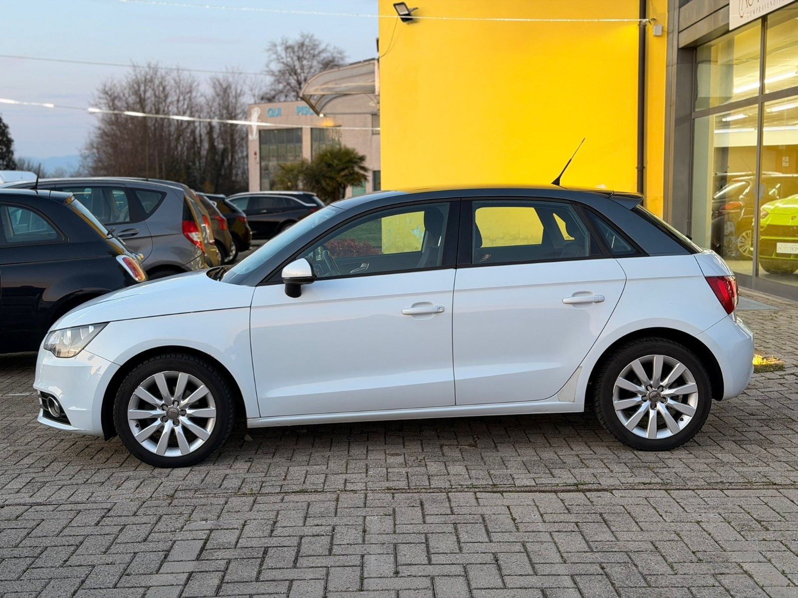Audi A1 2014 Sportback 1.6 tdi Ambition 90cv