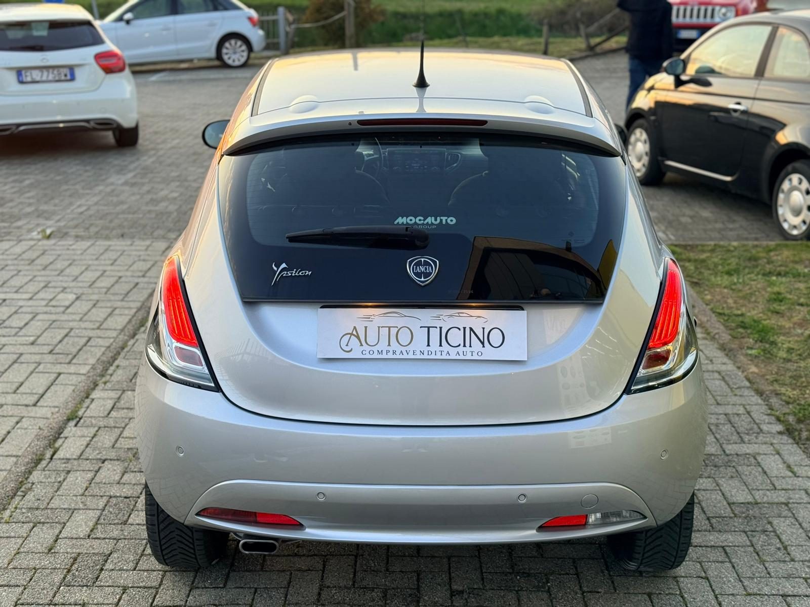 Lancia Ypsilon 1.2 cv 5 Porte S&S Platinum