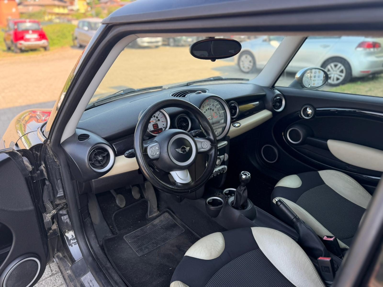 MINI One III R56 2007 Hatchback 1.4