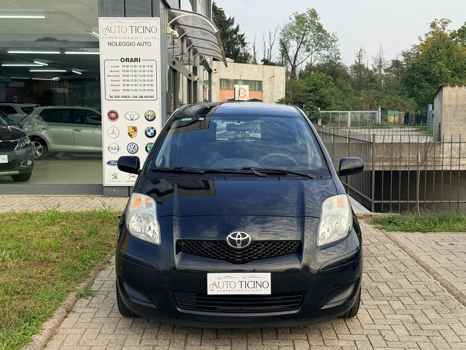 Toyota Yaris 1.0 5 porte