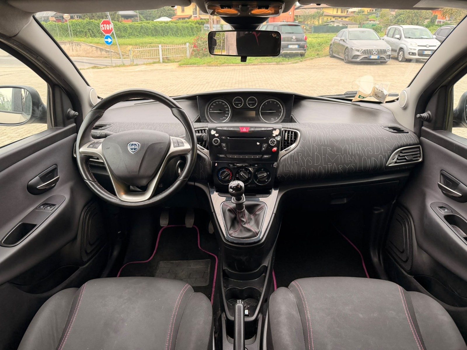 Lancia Ypsilon 1.2 69 CV 5 porte 